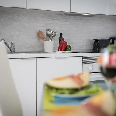 10d. Enchanting In Americas * Playa de las Américas