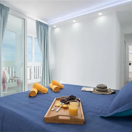 10d. Enchanting In Americas Apartament